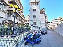 鳳山車站/空中鳳城/透天4樓雙併車庫