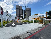 楠梓援中路面河景觀住四建地
