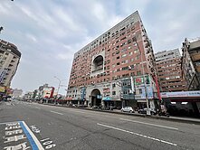 北屯路全新整修裝潢樓店4套房+車位