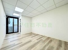 河樂廣場整新有陽台套房#衛浴皆開窗 