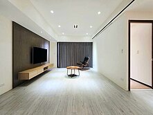 東方嘉磐｜ 專任｜ 西區勤美草悟道｜高樓視野平車