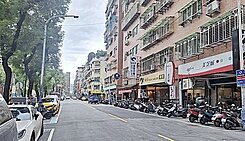 C9正中榮街邊間金店面