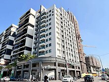 頂新特區近官校景觀2房大平車衛浴開窗