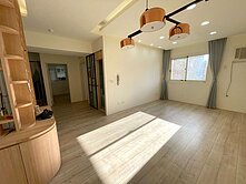 珍珠*專簽逢甲水湳經貿園區高樓層屋況好電梯2+1房