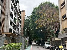 🍎海關商圈~四房+坡平車位超稀有釋出🍎