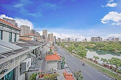 美術館特區百坪寬敞花園六房雙車墅