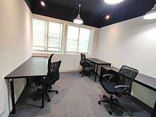 207松江路三角窗辦公大樓