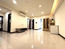 高大特區觀景三房平車