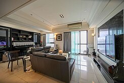 【高鐵商圈-璟美】高樓層稀有3+1三房平車