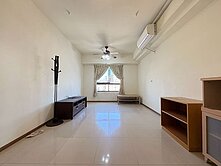 樂福🩷十三期視野美兩房機上車位