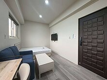 投報率4.9%全新16套電梯收租提款機