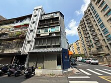 1+2樓黃金三角窗店面