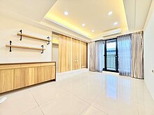 低於行情💥貸款八成軍功東山鼎泰鑫鴻3房車位首購