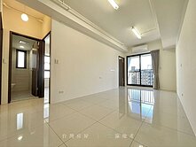 絲絲大推輕屋齡三房平車頂樓視野戶近北屯COSTCO