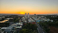 滇緬異國生活圈！忠貞邊間高樓三房車.全新運動館旁