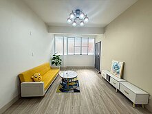 小港中鋼鬧區翻新三房美寓