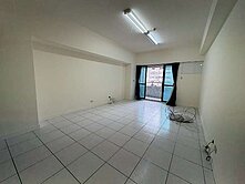 大有商圈快樂國小旁溫馨四房車