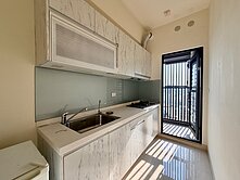 郡都當代｜高醫商圏全新未住三房平車