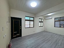 ⭐⭐️內壢站前2F便宜公寓⭐️⭐張佩宇