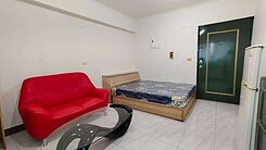 車站彩虹精緻套房