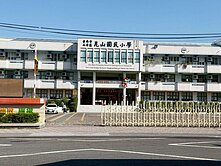 近探索公園15米路面建地