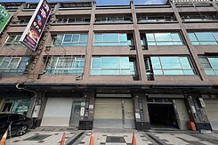 小港捷運~沿一路上黃金透天店面(捷運頭家)