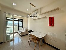 低於實登價！正市區【黃騰大吉】輕屋齡∣精緻美裝兩房