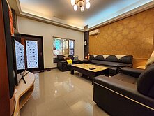 大寮萬丹市場漂亮車墅