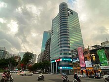  【室內152坪】捷運黃線純商辦★附三車位高樓景觀