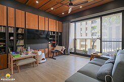 【北美術-美術綠原道】木質調質感裝潢 三房平移車位