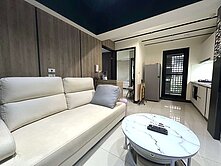 我家走路就到高雄科技大學,開價就是實登