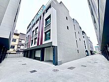 大里仁美X塗城商圈全新雙車別墅｜社區已成交2戶