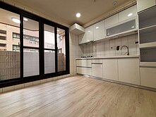 河堤裕誠商圈★全屋全新整理明亮三房平車