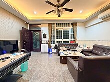  彰化秀水 ▌正市區大面寬 ▌臨路透天別墅