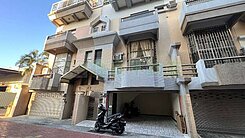 賢北大面寬挑高雙車墅