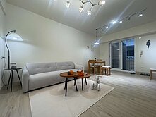 巨蛋捷運翻新雙衛首購優選			 			     