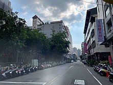 五期唯一低總價-好市多臨路1+3樓店