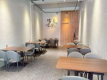  興業東路|25米路|收租金店面|前後路好出租