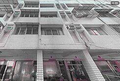 【小港森林公園】~8米街。70大室內坪~騎樓透天