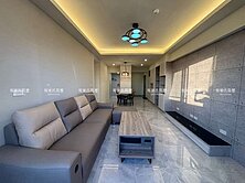 民雄市中心車位美3房