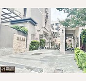 沙鹿富宇天恆｜臨路雙車｜輕屋齡電梯美墅