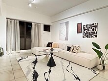 桃園巨蛋 陸光新城4 房+車位 免整理 室內大空間