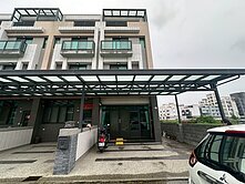 清水大地坪邊間雙車位透天👍採光佳