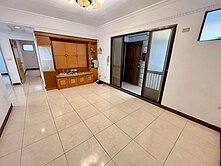 大東捷運/小資福星｜屋況超好三面採光三樓吉寓🚗