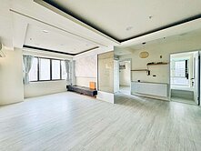 敦化公園第一排精裝三房平車電梯直達