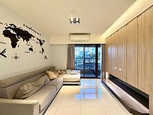 北屯捷運旁耀文心三房精裝平車