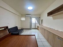 專簽台中火車站LaLaPort旁大套房附車位