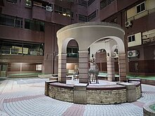 捷運紅線大遠百站新光路承逸旅店三房加平車