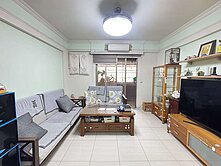 楠梓德民市場優美車墅