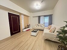 羅東後站孩子王3房車位華廈~台灣房屋小豬